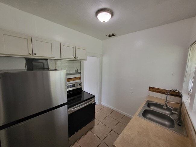 Photo - 4548 Notter Ave Unit 4548