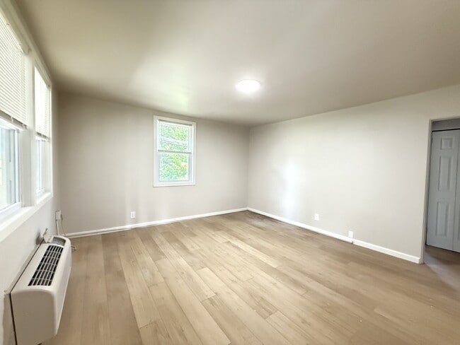 Photo - Updated 2BR/1BA in the Heart of Fountain City, Modern Finishes & Everyday Convenience! Unit 8
