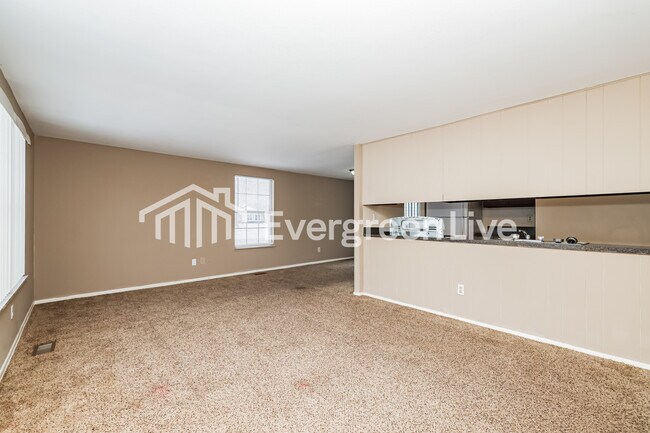 Photo - 5714 Troy Villa Blvd Unit 5714 Troy Villa Blvd