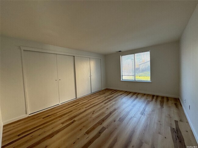 Photo - 91 Glen Hollow Dr