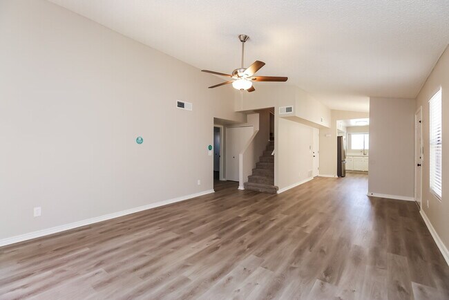 Photo - 4527 E Hampton Ave