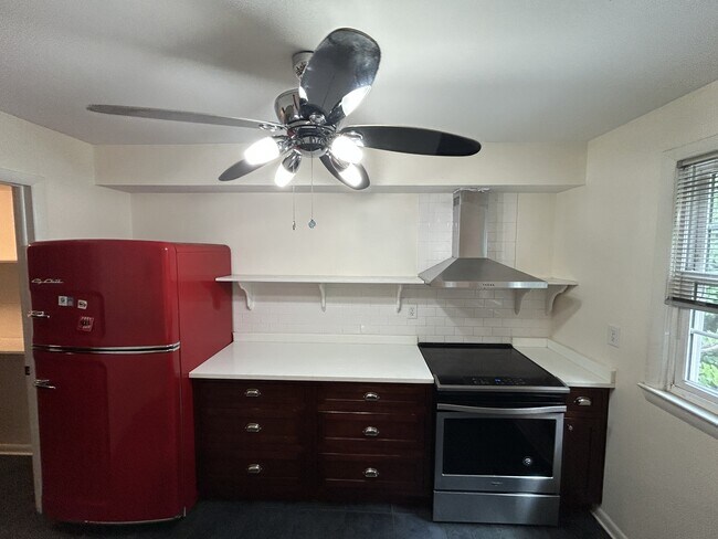 Photo - 6537 Beechwood Dr