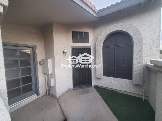 Photo - 1718 S Longmore