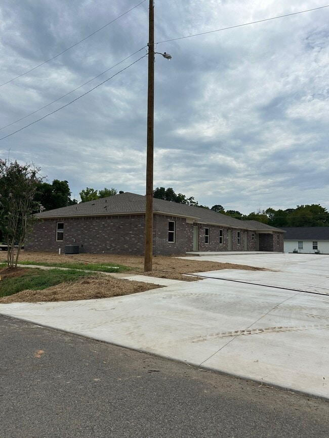 Photo - 1016 S El Paso Ave Unit 1016 S El Paso 5