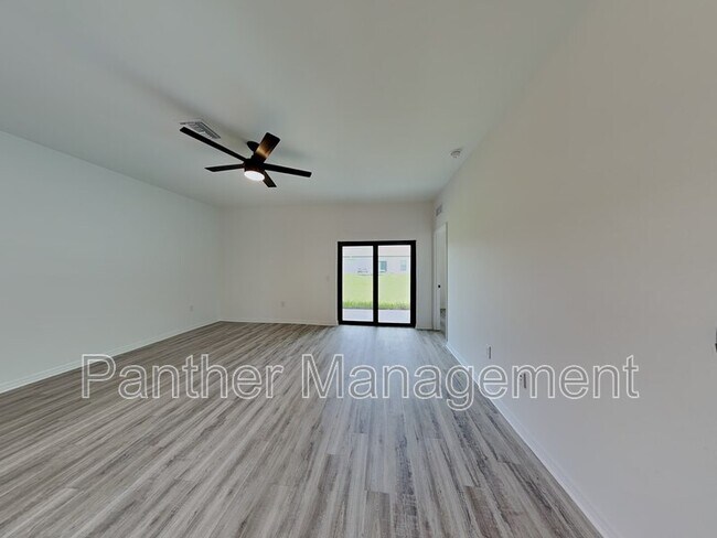 Photo - 5228 27th St SW