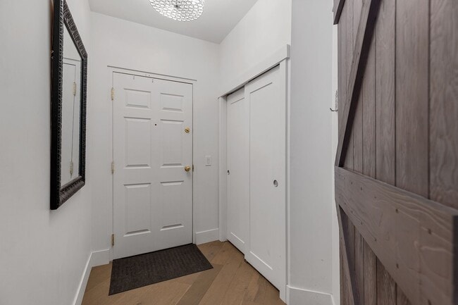 Photo - 923 15 Ave SW Unit 407