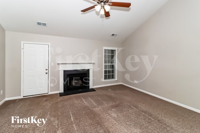 Photo - 312 Edgemore Ct
