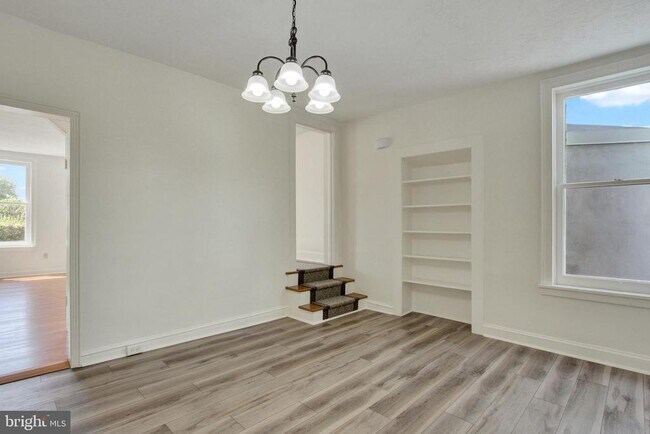 Photo - 103 Rampike Hill Rd