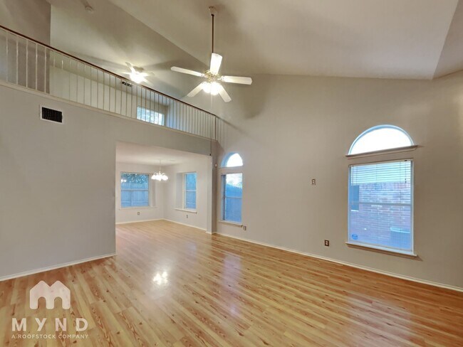 15204 Donna Jane Loop