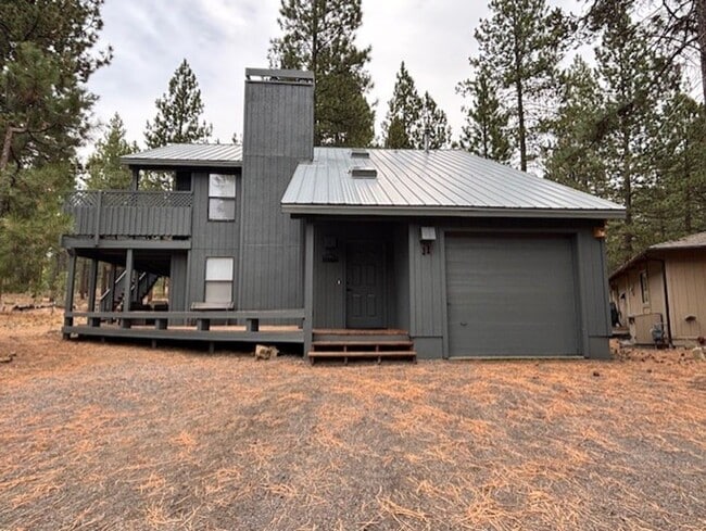 Building Photo - #11 Deer Lane, Sunriver OR 97707 - Long Te...
