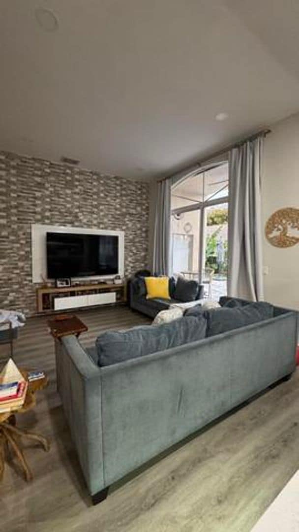 Photo - 672 NW 45th Ave