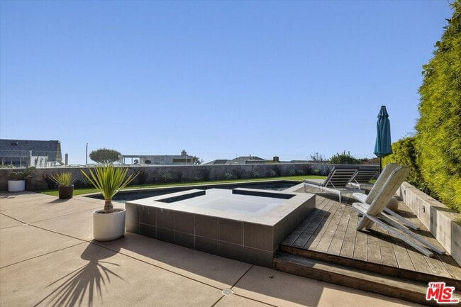 Photo - 18131 Kingsport Dr