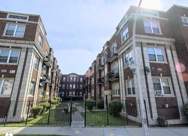 Photo - 7251-61 S Phillips Ave Chicago IL