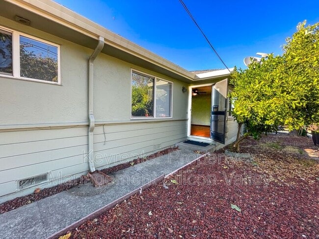 Photo - 2182 East Ave