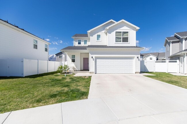 Building Photo - 2007 Redtail Cir