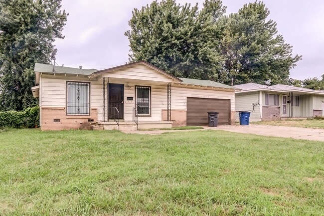Photo - 4824 N Xanthus Ave