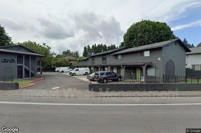 Building Photo - 3005 E 20th St