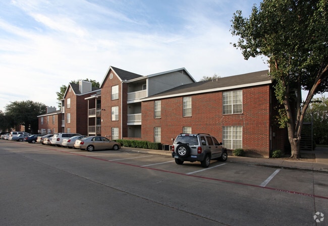 Gable Point Apartments
