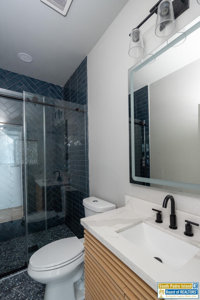 Photo - 111 W Sunny Isle Dr Unit 202