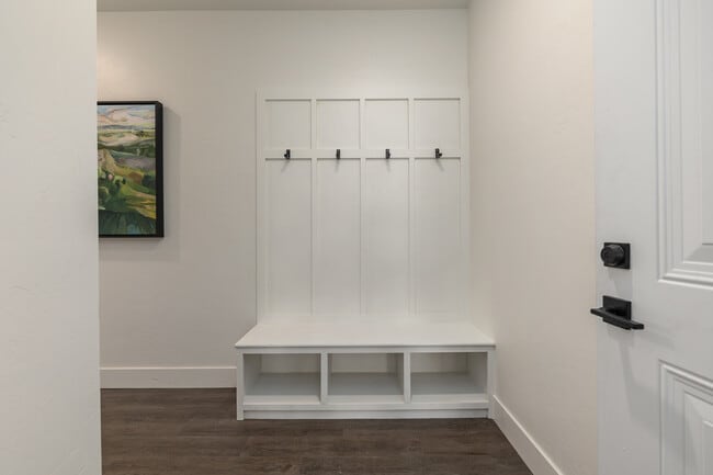 Photo - Olivia Apartments