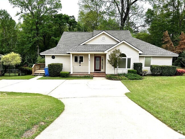Building Photo - Silver Hills in Prattvlle, AL Rental