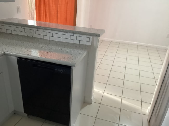 Photo - 2736 SE 15th Rd