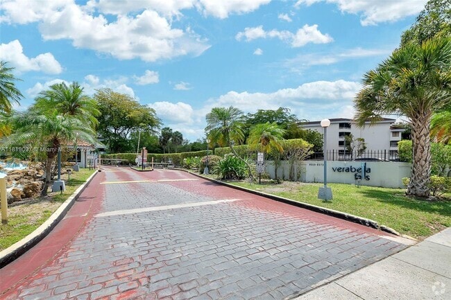 Building Photo - 8275 SW 152nd Ave Unit D110 Rental