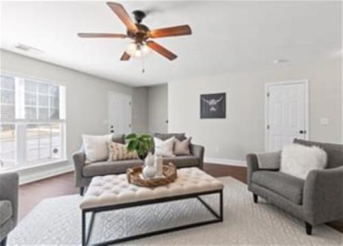 Living Room - 1109 Maple Tree Ln Unit 1109