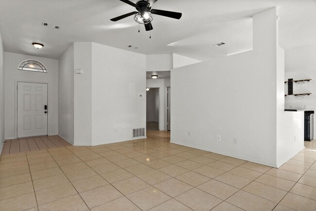 Photo - 4803 Topsey Dr