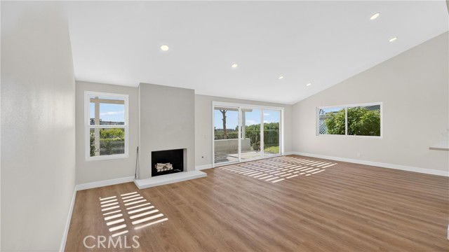 Photo - 22866 Mariano Dr