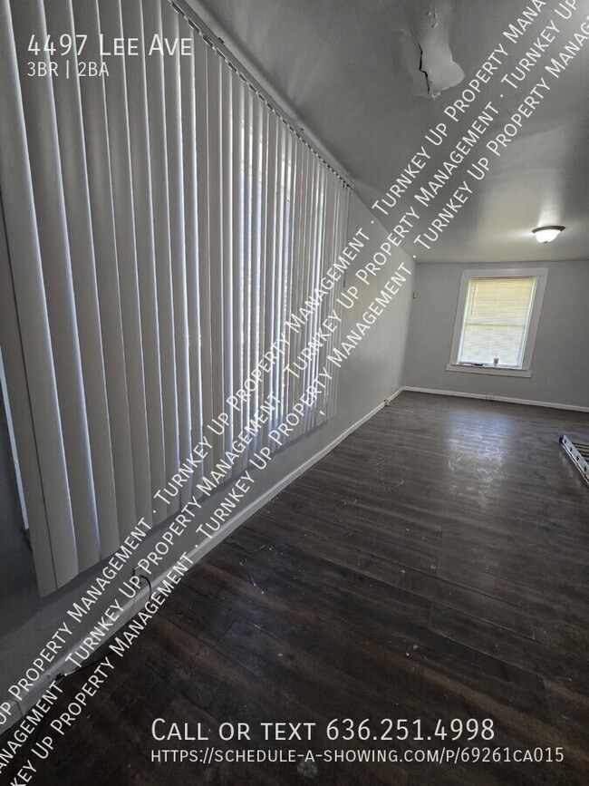 Photo - 4497 E Lee Ave