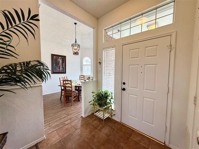 Photo - 1658 Glenmore Dr