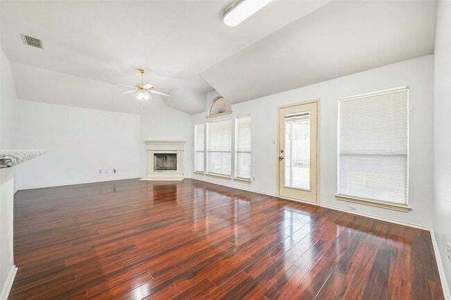 Photo - 700 N Emma Dr