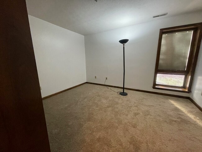 Photo - 44790 Locust Ridge Ct
