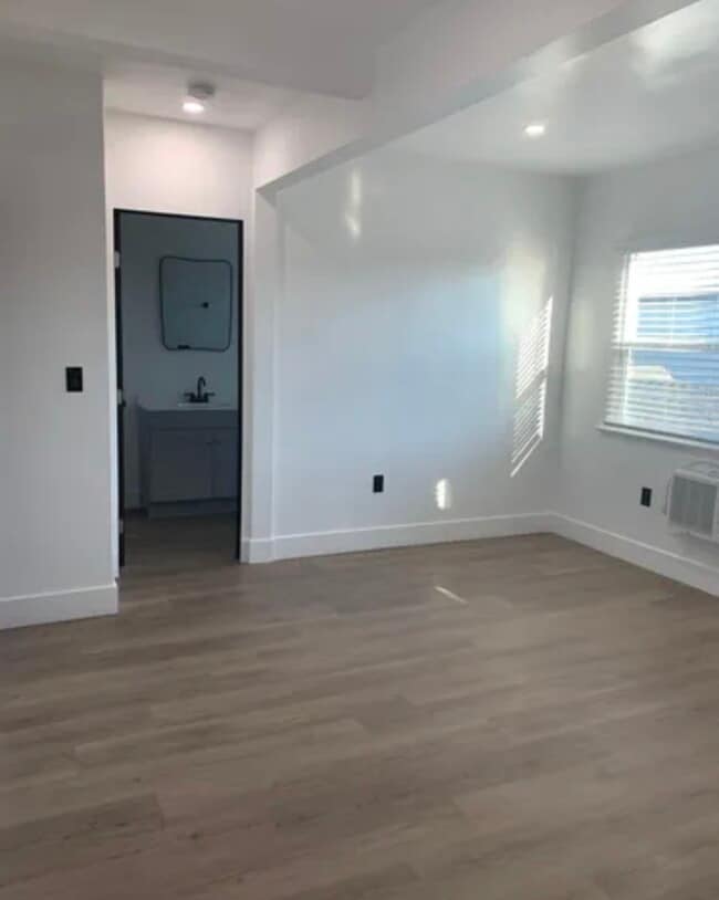Photo - 458 Edgewood St Unidad 458