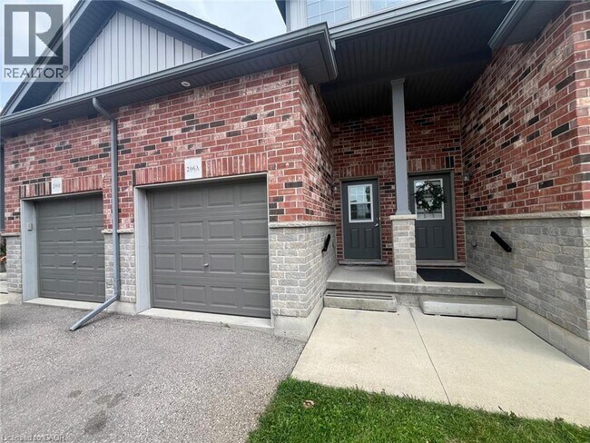 Photo - 206 Jessica Cres