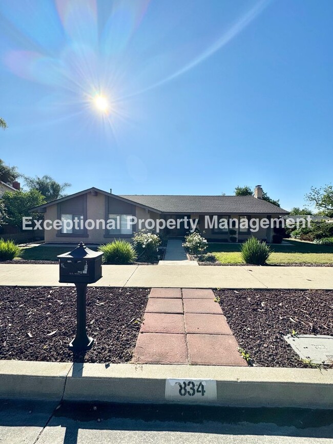 Building Photo - Ready to move in 4 bedroom 2 bath home!