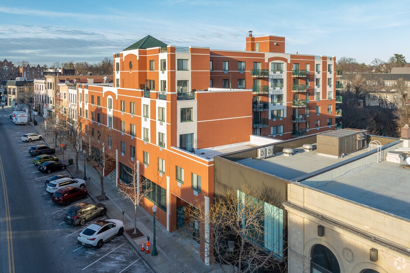 123 Mamaroneck Ave - The Regatta Apartments