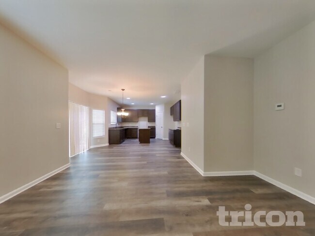 Photo - 10 Moonrise Crossing