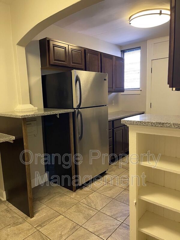 Photo - 3302 Burt St Unit #4