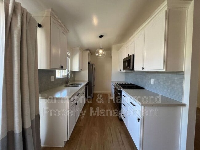 Photo - 1462 4th St