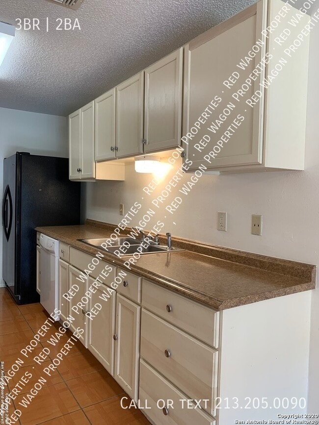 Photo - 9611 Mystic Bend St