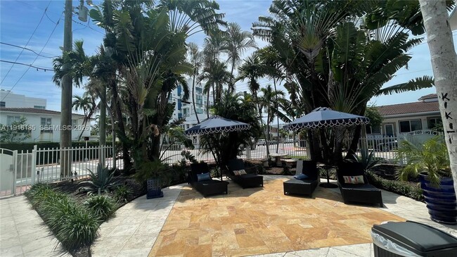 Photo - 7710 Harding Ave Unit 408