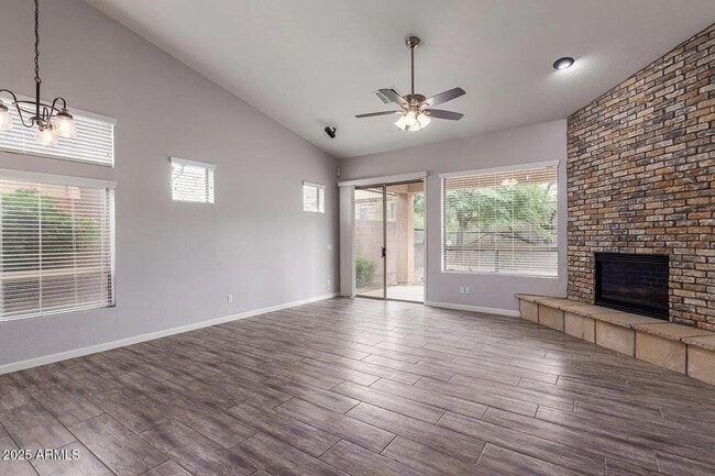 Photo - 7037 E Regina St