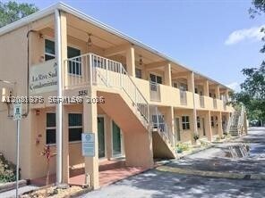 Photo - 3251 SW 44th St Unit 205
