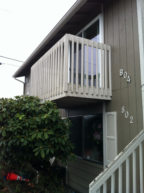 Building Photo - 804 22nd St NE Unit 804