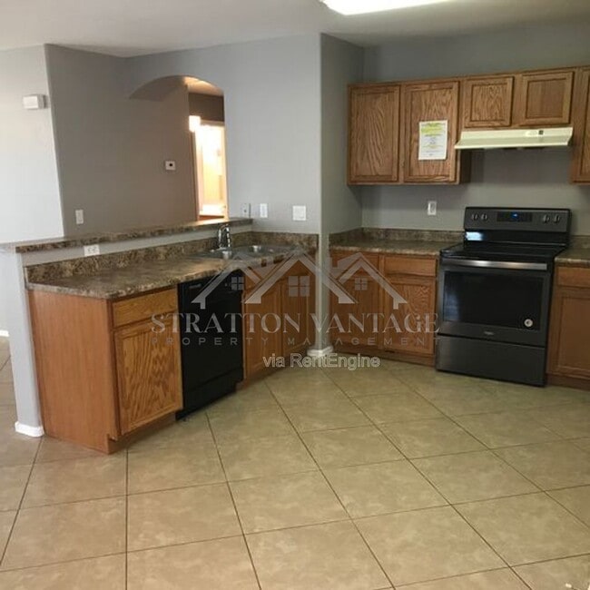 Photo - 1101 E Elm Rd