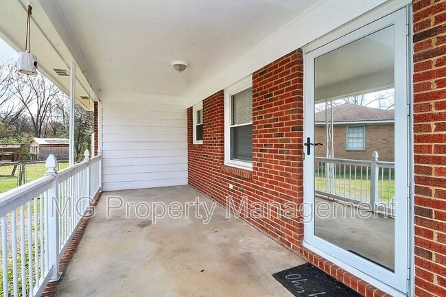 243 Eden Cir
