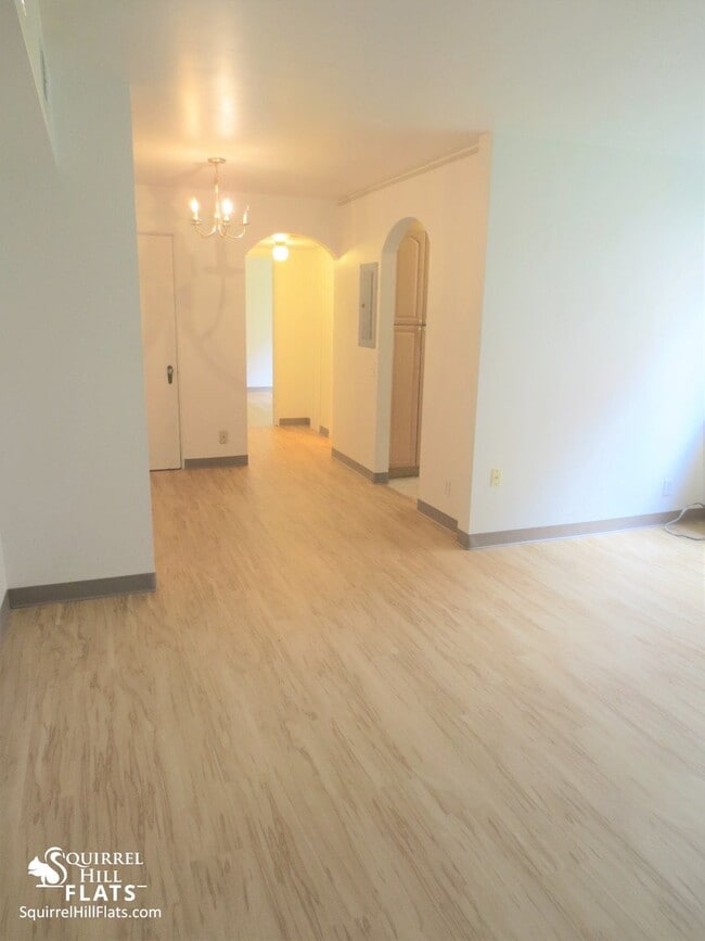 Photo - 5712 Phillips Ave Unit B5
