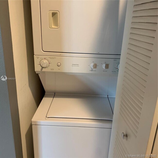 Photo - 234 NE 3rd St Condo